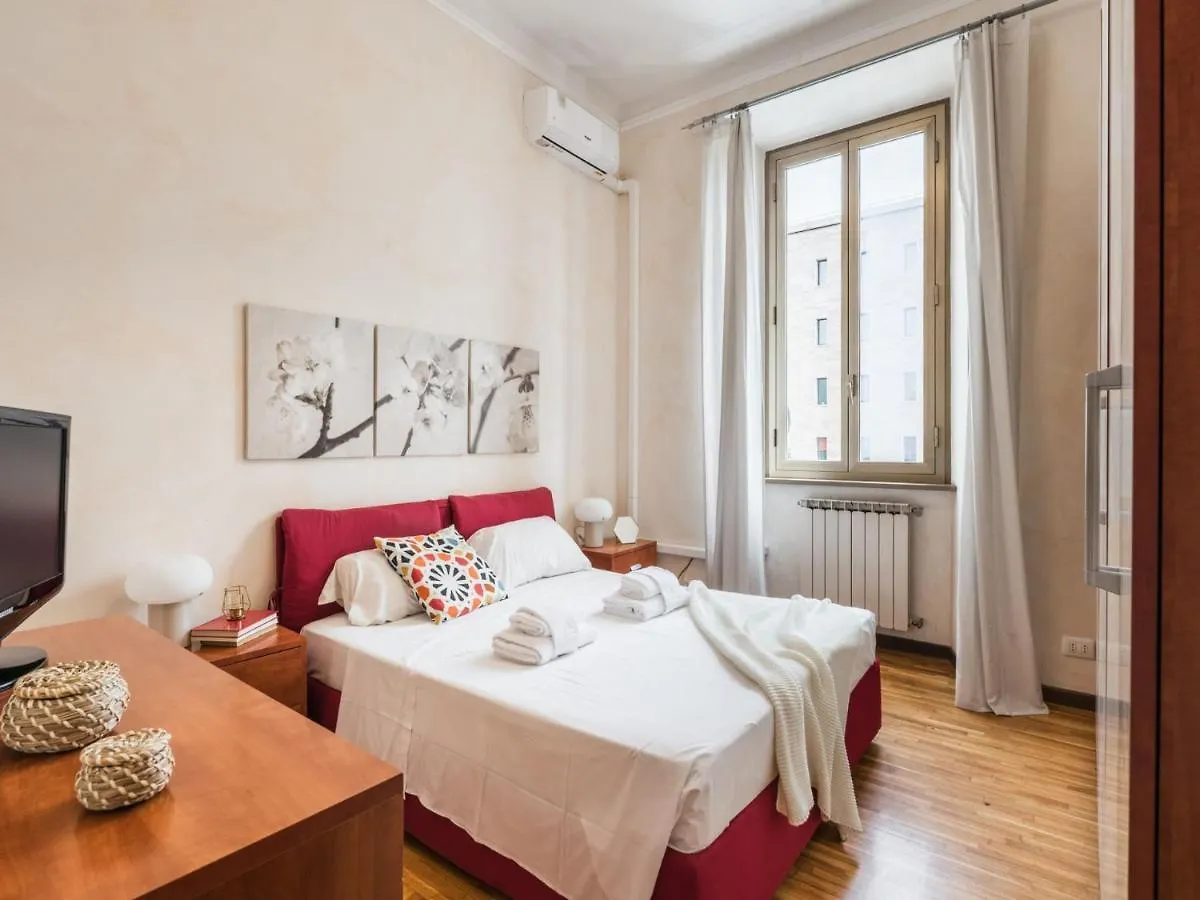 The Best Rent - Three-Bedroom Apartment In Porta Maggiore Area Rome
