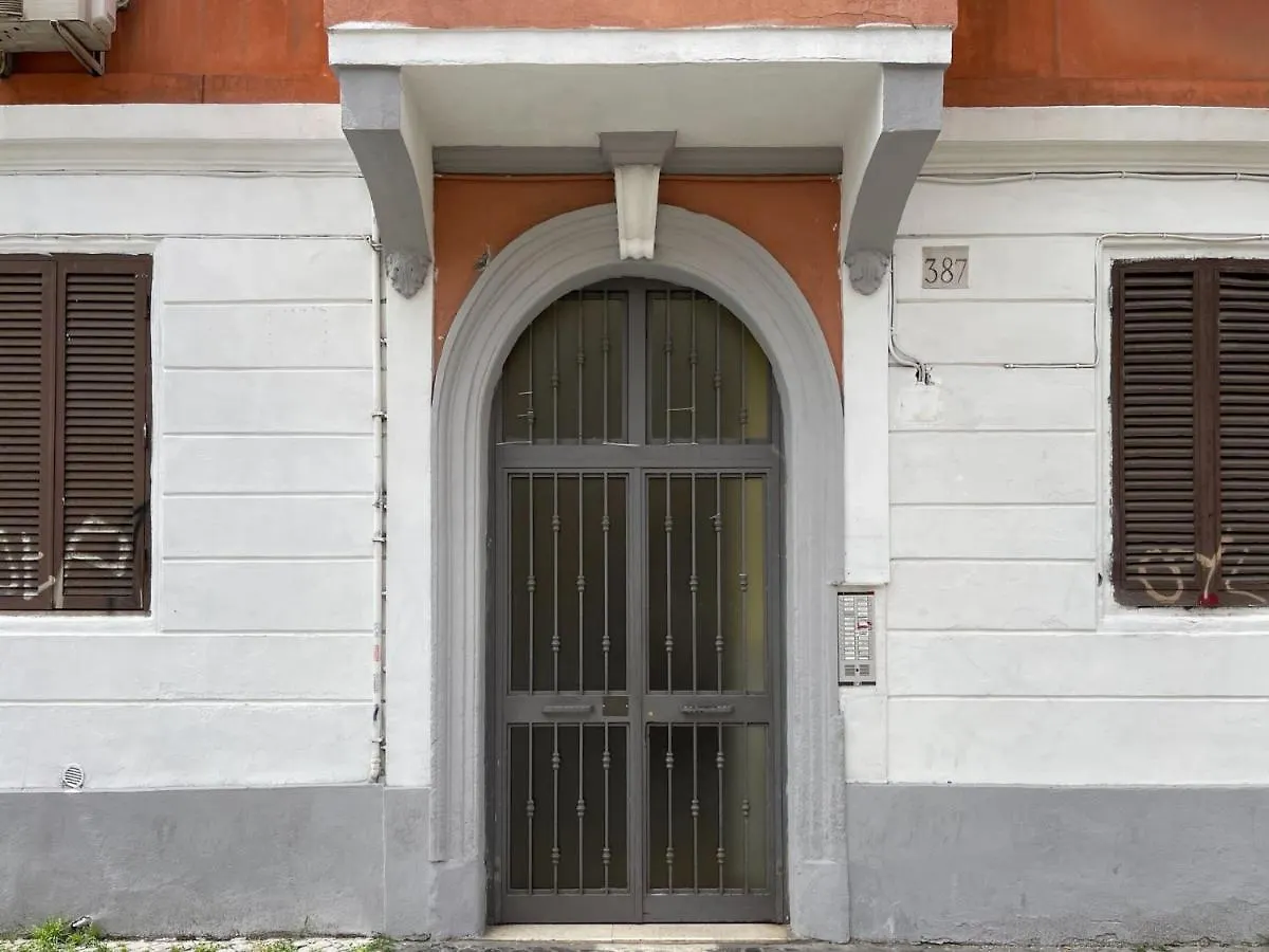 The Best Rent - Three-Bedroom Apartment In Porta Maggiore Area Rome 0*,
