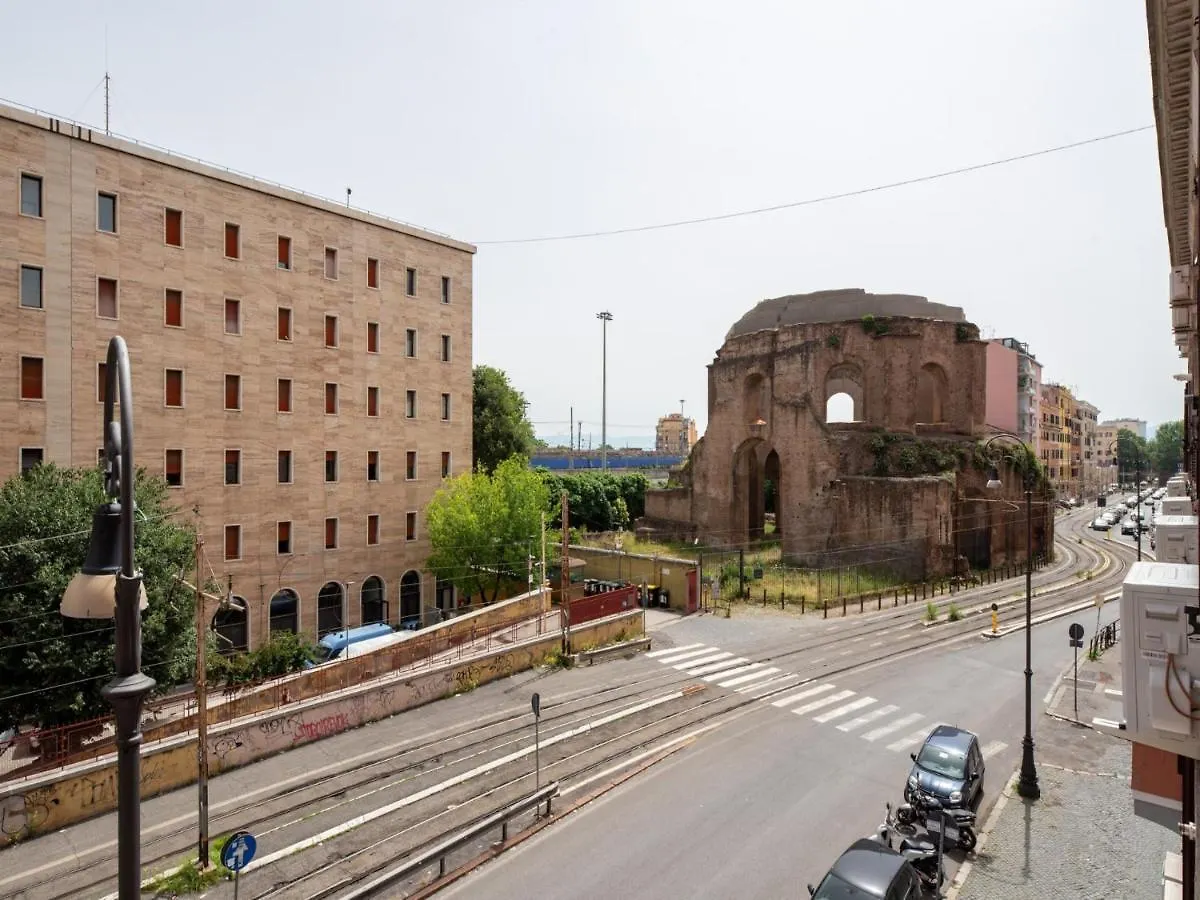 The Best Rent - Three-Bedroom Apartment In Porta Maggiore Area Rome